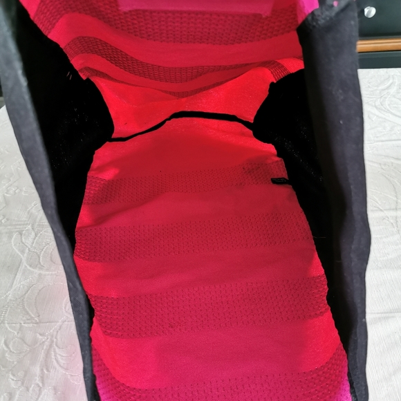 Vintage Victoria's Secret Black Pink Sequence Bag - Picture 3 of 9